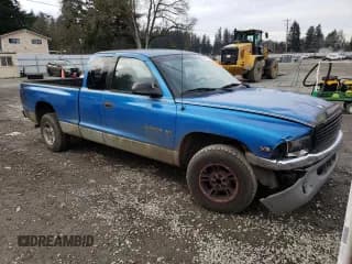 ✅ 1999 Dodge Dakota SLT • VIN: 1B7GL22X5XS207736 • Lot: 42440975. Wystawiony na Copart z przebiegiem 194 001 mil. Bezpłatny archiwum sprzedaży aukcyjnych z USA i szczegółowy raport historii pojazdu na DreamBid. Zdjęcie 4.