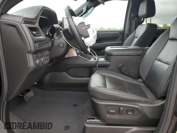 ✅ 2023 Chevrolet Tahoe Z71 • VIN: 1GNSKPKD3PR503109 • Lot: 82129055. Wystawiony na Copart z przebiegiem 18 787 mil. Bezpłatny archiwum sprzedaży aukcyjnych z USA i szczegółowy raport historii pojazdu na DreamBid. Zdjęcie 7.