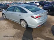 ✅ 2017 Hyundai Sonata SE • VIN: KMHE24L1XHA056864 • Lot: 43520740. Listed on IAAI with 244,524 mi. Free auction sales archive from the USA and detailed vehicle history report at DreamBid. Image 3.