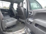 ✅ 2017 Chevrolet Silverado 2500HD LT • VIN: 1GC1KVEY7HF120235 • Lot: 43450105. Wystawiony na IAAI z przebiegiem 110 417 mil. Bezpłatny archiwum sprzedaży aukcyjnych z USA i szczegółowy raport historii pojazdu na DreamBid. Zdjęcie 8.