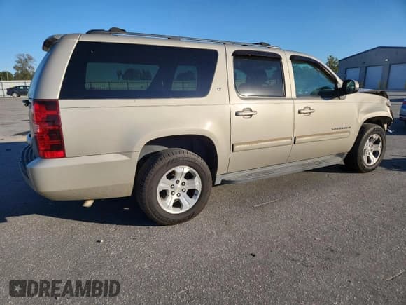 ✅ 2013 Chevrolet Suburban LT • VIN: 1GNSCJE0XDR242026 • Lot: 89857545. Listed on Copart with 183,671 mi. Free auction sales archive from the USA and detailed vehicle history report at DreamBid. Image 3.