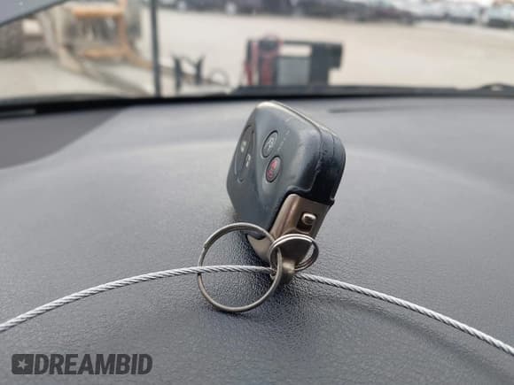 ✅ 2011 Lexus ES 330 • VIN: JTHBK1EG8B2456428 • Лот: 43751755. Опубликован ранее на IAAI с пробегом 251 145 миль. Бесплатный доступ к архиву аукционных продаж из США и подробный отчёт об истории автомобиля на DreamBid. Изображение 11.