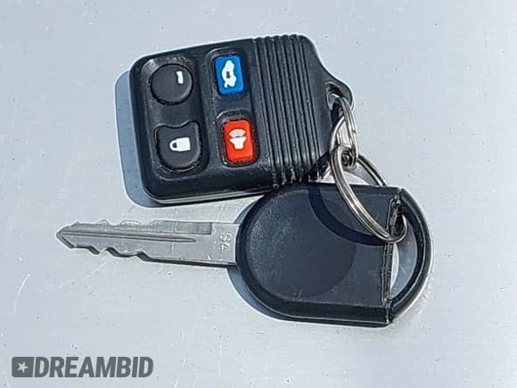 ✅ 2006 Ford Five Hundred SEL • VIN: 1FAFP24126G144031 • Лот: 42931412. Опубликован ранее на IAAI с пробегом 151 516 миль. Бесплатный доступ к архиву аукционных продаж из США и подробный отчёт об истории автомобиля на DreamBid. Изображение 11.