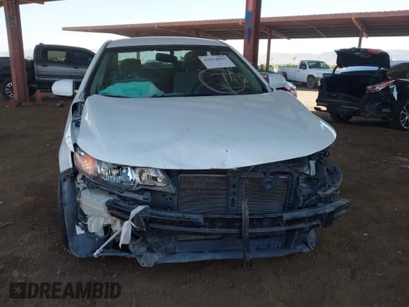 ✅ 2013 Kia Forte LX • VIN: KNAFT4A22D5735206 • Лот: 42954805. Опубликован ранее на IAAI с пробегом 139 558 миль. Бесплатный доступ к архиву аукционных продаж из США и подробный отчёт об истории автомобиля на DreamBid. Изображение 6.