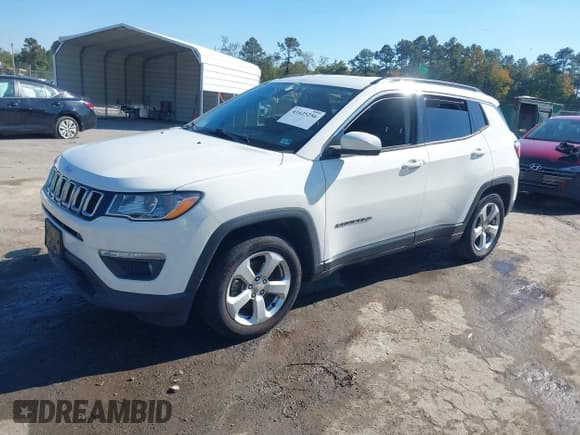 ✅ 2020 Jeep Compass Latitude • VIN: 3C4NJCBB1LT108444 • Lot: 43425256. Wystawiony na IAAI z przebiegiem 140 799 mil. Bezpłatny archiwum sprzedaży aukcyjnych z USA i szczegółowy raport historii pojazdu na DreamBid. Zdjęcie 2.