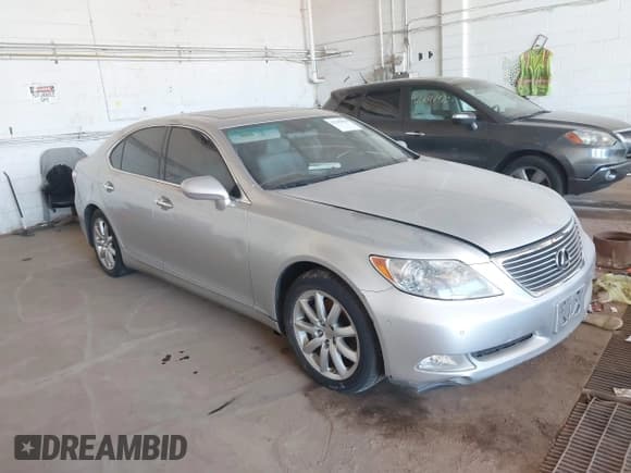 ✅ 2008 Lexus LS 460 • VIN: JTHBL46FX85057659 • Lot: 42205064. Listed on IAAI with 241,470 mi. Free auction sales archive from the USA and detailed vehicle history report at DreamBid. Image 1.