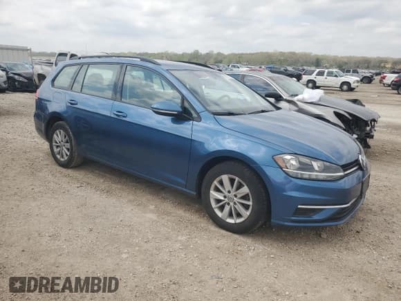 ✅ 2019 Volkswagen Golf S • VIN: 3VWY57AUXKM512960 • Lot: 53370765. Listed on Copart with 146,027 mi. Free auction sales archive from the USA and detailed vehicle history report at DreamBid. Image 4.