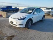 ✅ 2024 Tesla Model Y Long Range • VIN: 7SAYGDEE9RA289890 • Lot: 43502051. Wystawiony na IAAI z przebiegiem 16 169 mil. Bezpłatny archiwum sprzedaży aukcyjnych z USA i szczegółowy raport historii pojazdu na DreamBid. Zdjęcie 17.