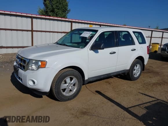 ✅ 2010 Ford Escape XLS • VIN: 1FMCU9C72AKC60738 • Lot: 42763479. Listed on IAAI with 171,465 mi. Free auction sales archive from the USA and detailed vehicle history report at DreamBid. Image 2.