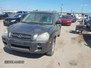 2008 Hyundai Tucson GLS with VIN KM8JM12B78U859339, listed as a IAAI auction lot 43419062 with 112,331 mi miles and . Bid and sale history available at DreamBid. Image 2.