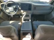 ✅ 2002 Chevrolet Suburban LT • VIN: 1GNEC16Z92J309916 • Lot: 87484285. Listed on Copart with 196,540 mi. Free auction sales archive from the USA and detailed vehicle history report at DreamBid. Image 8.