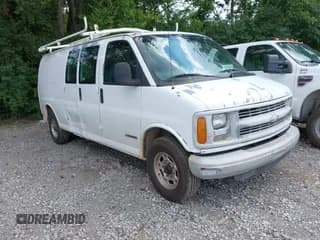 ✅ 2000 Chevrolet Express • VIN: 1GCHG39R0Y1160483 • Лот: 42793829. Опубликован ранее на IAAI с пробегом 263 432 миль. Бесплатный доступ к архиву аукционных продаж из США и подробный отчёт об истории автомобиля на DreamBid. Изображение 1.