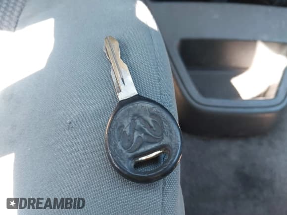 ✅ 2005 Dodge Dakota ST • VIN: 1D7HE28K45S157490 • Lot: 41778765. Wystawiony na IAAI z przebiegiem 187 575 mil. Bezpłatny archiwum sprzedaży aukcyjnych z USA i szczegółowy raport historii pojazdu na DreamBid. Zdjęcie 11.