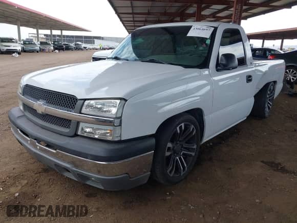 2003 Chevrolet Silverado 1500 LS z VIN 1GCEC14T93Z290620, wystawiony jako IAAI lot #43064697 z przebiegiem 172 198 mil mil oraz . Historia ofert i sprzedaży dostępna na DreamBid. Obrazek 2.