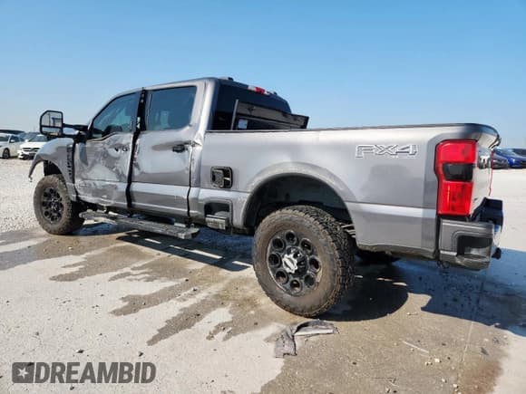 ✅ 2023 Ford F-250 XL • VIN: 1FT8W2BN0PED08613 • Lot: 80007065. Wystawiony na Copart z przebiegiem 48 424 mil. Bezpłatny archiwum sprzedaży aukcyjnych z USA i szczegółowy raport historii pojazdu na DreamBid. Zdjęcie 2.