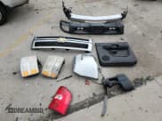 ✅ 2010 Chevrolet Silverado 2500HD LT • VIN: 1GC4KXB69AF114325 • Lot: 71693085. Wystawiony na Copart z przebiegiem 173 096 mil. Bezpłatny archiwum sprzedaży aukcyjnych z USA i szczegółowy raport historii pojazdu na DreamBid. Zdjęcie 12.