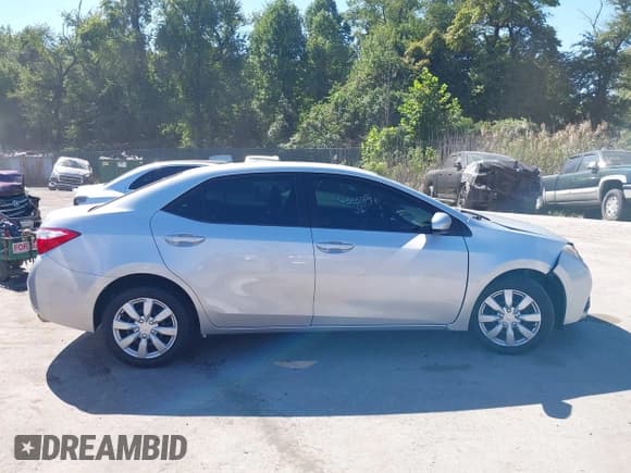✅ 2016 Toyota Corolla L • VIN: 2T1BURHE3GC499832 • Лот: 43337391. Опубликован ранее на IAAI с пробегом 106 512 миль. Бесплатный доступ к архиву аукционных продаж из США и подробный отчёт об истории автомобиля на DreamBid. Изображение 13.
