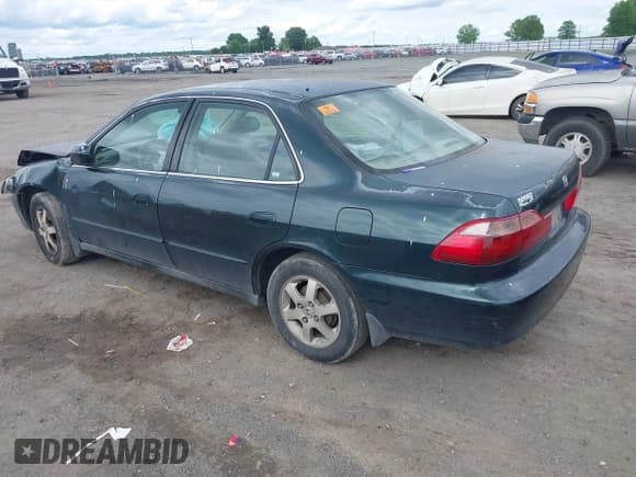 ✅ 2000 Honda Accord SE • VIN: 1HGCG5677YA117267 • Lot: 42340016. Listed on IAAI with Not provided. Free auction sales archive from the USA and detailed vehicle history report at DreamBid. Image 3.