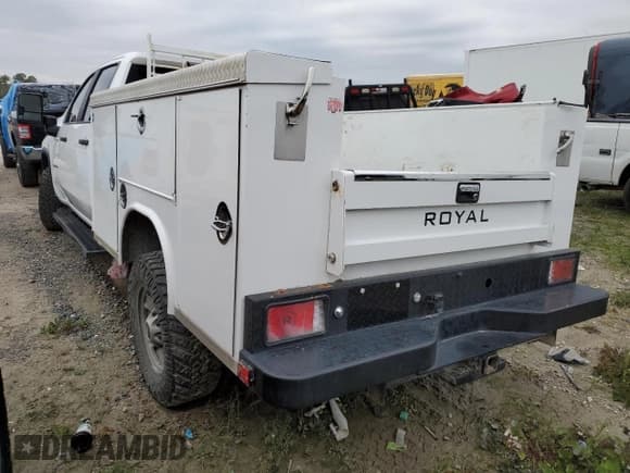 ✅ 2023 Chevrolet Silverado 2500HD Work Truck • VIN: 1GB1YLE78PF167514 • Лот: 43368235. Опубликован ранее на Copart с пробегом 57 059 миль. Бесплатный доступ к архиву аукционных продаж из США и подробный отчёт об истории автомобиля на DreamBid. Изображение 2.