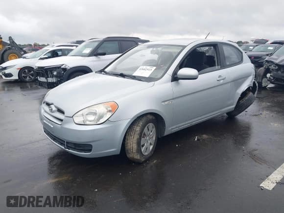 ✅ 2010 Hyundai Accent GS • VIN: KMHCM3AC4AU169231 • Lot: 43602923. Listed on IAAI with 90,627 mi. Free auction sales archive from the USA and detailed vehicle history report at DreamBid. Image 2.