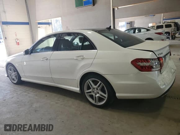 ✅ 2012 Mercedes-Benz E 550 Sport • VIN: WDDHF9BB7CA653434 • Lot: 46458925. Listed on Copart with 83,122 mi. Free auction sales archive from the USA and detailed vehicle history report at DreamBid. Image 2.