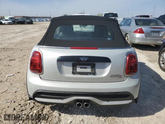 ✅ 2022 MINI Convertible Cooper S • VIN: WMW43DL00N3N52368 • Лот: 45111325. Опубликован ранее на Copart с пробегом 31 988 миль. Бесплатный доступ к архиву аукционных продаж из США и подробный отчёт об истории автомобиля на DreamBid. Изображение 6.