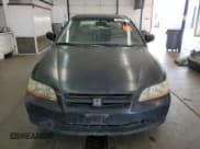 ✅ 1999 Honda Accord EX • VIN: 1HGCG5557XA022416 • Лот: 80338395. Опубликован ранее на Copart с пробегом 231 049 миль. Бесплатный доступ к архиву аукционных продаж из США и подробный отчёт об истории автомобиля на DreamBid. Изображение 5.