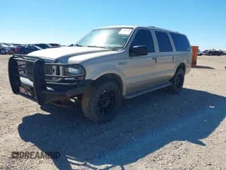 ✅ 2004 Ford Excursion Limited • VIN: 1FMNU43SX4EB57487 • Lot: 43455706. Wystawiony na IAAI z przebiegiem 310 247 mil. Bezpłatny archiwum sprzedaży aukcyjnych z USA i szczegółowy raport historii pojazdu na DreamBid. Zdjęcie 2.