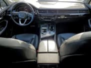 ✅ 2019 Audi Q7 Prestige • VIN: WA1VAAF70KD026665 • Лот: 92529065. Опубликован ранее на Copart с пробегом 122 690 миль. Бесплатный доступ к архиву аукционных продаж из США и подробный отчёт об истории автомобиля на DreamBid. Изображение 8.