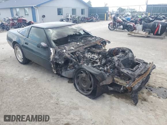 1994 Chevrolet Corvette с VIN 1G1YY22P4R5100564, выставлен на аукционе Copart как лот 72007464 с пробегом Не указан миль и Списание • Salvage title. История ставок и продаж доступна на DreamBid. Изображение 4.