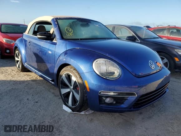 ✅ 2013 Volkswagen Beetle 2.0T R-Line • VIN: 3VW7S7AT9DM828803 • Lot: 77168824. Wystawiony na Copart z przebiegiem Nie podano. Bezpłatny archiwum sprzedaży aukcyjnych z USA i szczegółowy raport historii pojazdu na DreamBid. Zdjęcie 4.