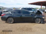 ✅ 2018 Nissan Altima SV • VIN: 1N4AL3AP6JC129777 • Lot: 43109363. Wystawiony na IAAI z przebiegiem 160 277 mil. Bezpłatny archiwum sprzedaży aukcyjnych z USA i szczegółowy raport historii pojazdu na DreamBid. Zdjęcie 13.