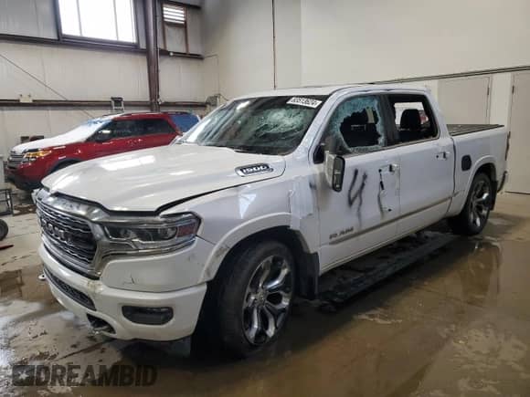 2022 Ram 1500 Limited с VIN 1C6SRFHT8NN377953, выставлен на аукционе Copart как лот 83513624 с пробегом Не указан миль и Списание • Salvage title. История ставок и продаж доступна на DreamBid. Изображение 1.