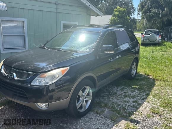 ✅ 2011 Hyundai Veracruz Limited • VIN: KM8NU4CC3BU147749 • Лот: 70960315. Опубликован ранее на Copart с пробегом 184 287 миль. Бесплатный доступ к архиву аукционных продаж из США и подробный отчёт об истории автомобиля на DreamBid. Изображение 2.