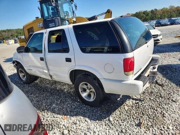 ✅ 2004 Chevrolet Blazer LS • VIN: 1GNCS13X74K119266 • Lot: 91282775. Listed on Copart with 208,836 mi. Free auction sales archive from the USA and detailed vehicle history report at DreamBid. Image 2.