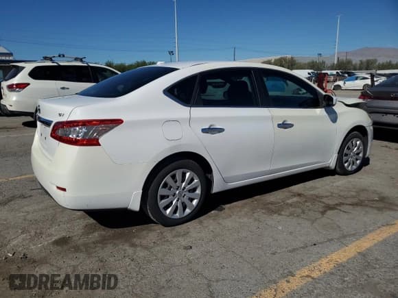 ✅ 2015 Nissan Sentra SV • VIN: 3N1AB7AP0FL686929 • Лот: 86828495. Опубликован ранее на Copart с пробегом 72 303 миль. Бесплатный доступ к архиву аукционных продаж из США и подробный отчёт об истории автомобиля на DreamBid. Изображение 3.
