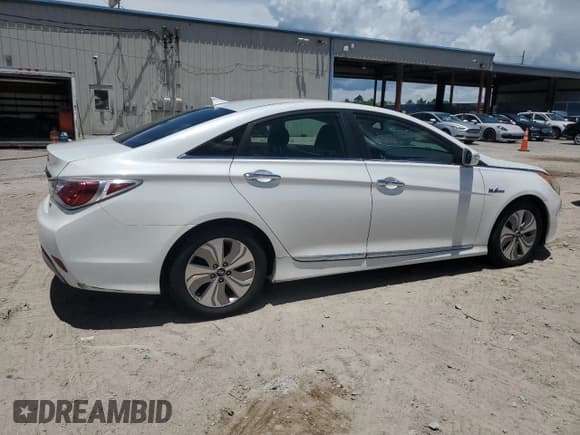 ✅ 2013 Hyundai Sonata Limited • VIN: KMHEC4A49DA075071 • Lot: 61203144. Listed on Copart with 109,971 mi. Free auction sales archive from the USA and detailed vehicle history report at DreamBid. Image 3.