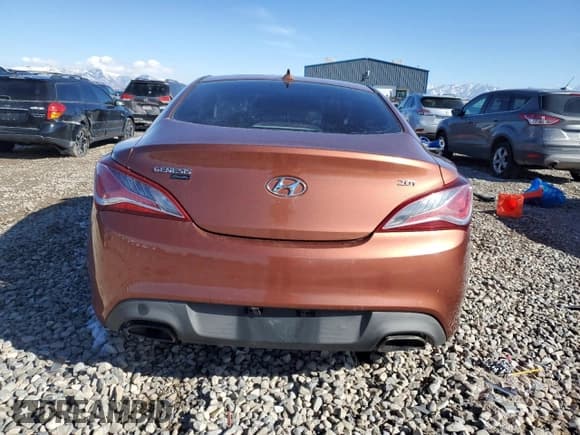 ✅ 2013 Hyundai Genesis Coupe R-Spec • VIN: KMHHT6KD8DU089677 • Lot: 41385235. Wystawiony na Copart z przebiegiem Nie podano. Bezpłatny archiwum sprzedaży aukcyjnych z USA i szczegółowy raport historii pojazdu na DreamBid. Zdjęcie 6.