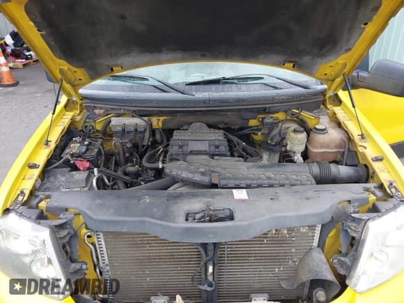 ✅ 2004 Ford F-150 XLT • VIN: 1FTPX14524KB02478 • Lot: 42211211. Listed on IAAI with 190,678 mi. Free auction sales archive from the USA and detailed vehicle history report at DreamBid. Image 10.