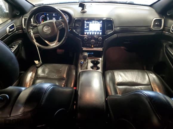 ✅ 2019 Jeep Grand Cherokee Limited • VIN: 1C4RJFBG2KC724484 • Лот: 57584155. Опубликован ранее на Copart с пробегом 109 464 миль. Бесплатный доступ к архиву аукционных продаж из США и подробный отчёт об истории автомобиля на DreamBid. Изображение 8.