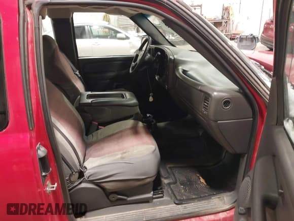 ✅ 2006 Chevrolet Silverado 1500 LT2 • VIN: 1GCEC19Z16Z238092 • Lot: 43867141. Listed on IAAI with 162,194 mi. Free auction sales archive from the USA and detailed vehicle history report at DreamBid. Image 5.