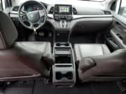 ✅ 2019 Honda Odyssey EX-L • VIN: 5FNRL6H74KB115790 • Лот: 90572475. Опубликован ранее на Copart с пробегом 65 682 миль. Бесплатный доступ к архиву аукционных продаж из США и подробный отчёт об истории автомобиля на DreamBid. Изображение 8.