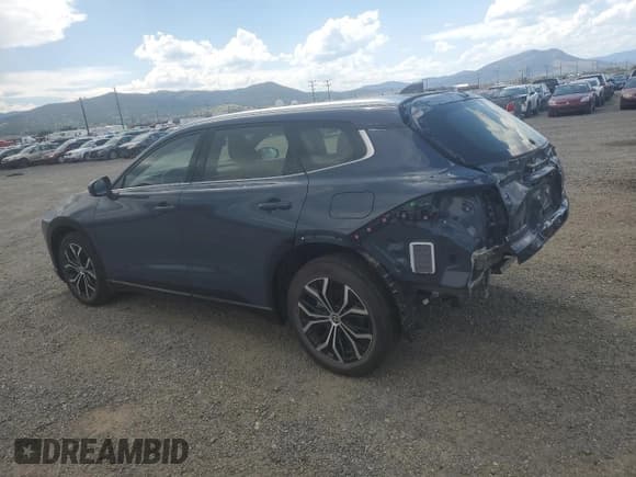 ✅ 2025 Toyota Crown XLE • VIN: JTDACAAJ5S3008587 • Lot: 64138385. Listed on Copart with 8,981 mi. Free auction sales archive from the USA and detailed vehicle history report at DreamBid. Image 2.