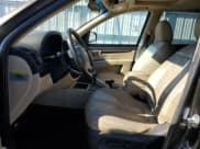 ✅ 2011 Hyundai Santa Fe Limited • VIN: 5XYZKDAG5BG059708 • Lot: 79568684. Listed on Copart with 101,635 mi. Free auction sales archive from the USA and detailed vehicle history report at DreamBid. Image 7.