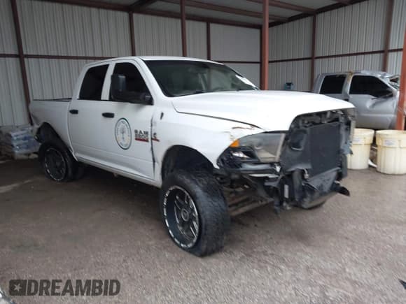 ✅ 2018 Ram 2500 Tradesman • VIN: 3C6UR5CL2JG283449 • Lot: 42113371. Listed on IAAI with 127,352 mi. Free auction sales archive from the USA and detailed vehicle history report at DreamBid. Image 1.