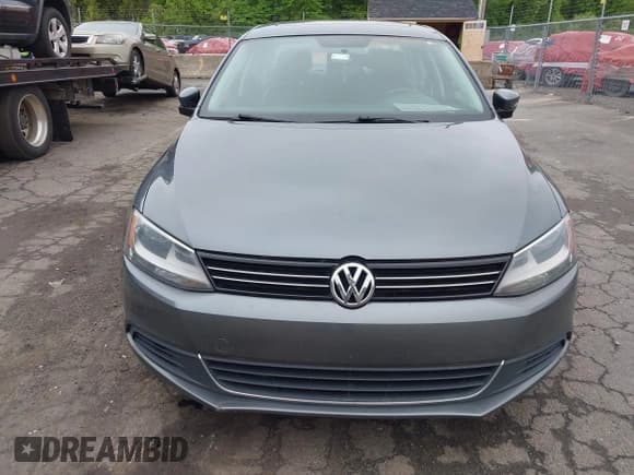 ✅ 2013 Volkswagen Jetta SE • VIN: 3VWDX7AJ3DM397748 • Lot: 42283421. Listed on IAAI with 195,928 mi. Free auction sales archive from the USA and detailed vehicle history report at DreamBid. Image 6.
