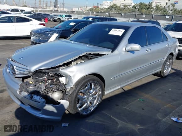 ✅ 2000 Mercedes-Benz S 320/430/500 • VIN: WDBNG70J3YA120303 • Lot: 41362334. Listed on IAAI with 192,381 mi. Free auction sales archive from the USA and detailed vehicle history report at DreamBid. Image 2.