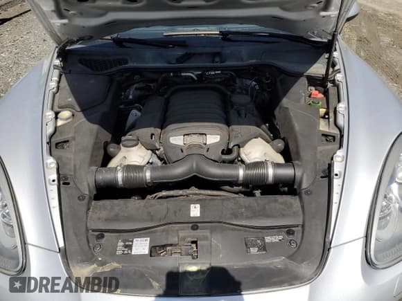 ✅ 2014 Porsche Cayenne S • VIN: WP1AB2A21ELA56799 • Lot: 52091725. Listed on Copart with 192,127 mi. Free auction sales archive from the USA and detailed vehicle history report at DreamBid. Image 12.