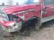 2010 Dodge 1500 Sport z VIN 1D7RV1CT1AS210154, wystawiony jako IAAI lot #41949799 z przebiegiem 147 783 mil mil oraz . Historia ofert i sprzedaży dostępna na DreamBid. Obrazek 6.