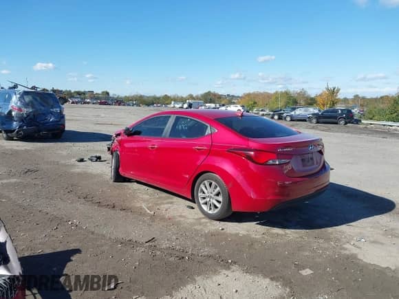 ✅ 2016 Hyundai Elantra Value Edition • VIN: KMHDH4AE6GU532167 • Lot: 43482258. Wystawiony na IAAI z przebiegiem 95 045 mil mil. Skorzystaj z bezpłatnego archiwum sprzedaży aukcyjnych z USA i zobacz szczegółowy raport historii pojazdu na DreamBid. Zdjęcie 3.